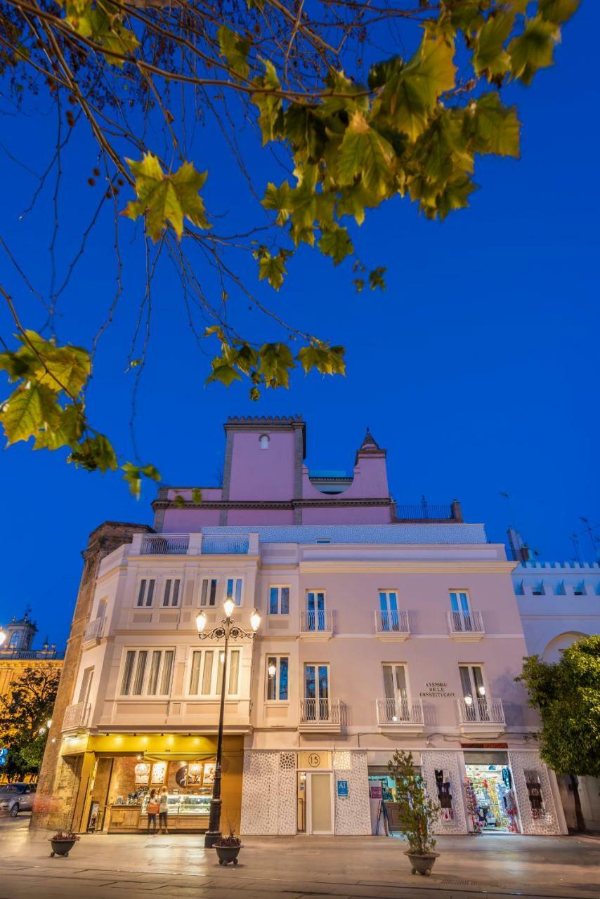 Torre Homenaje Historical Suites Sevilla Bagian luar foto